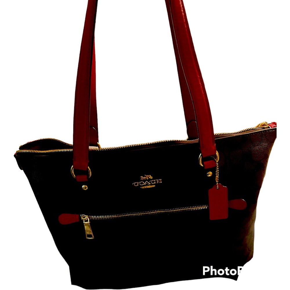 COACH Gallery Tote In Signature Canvas